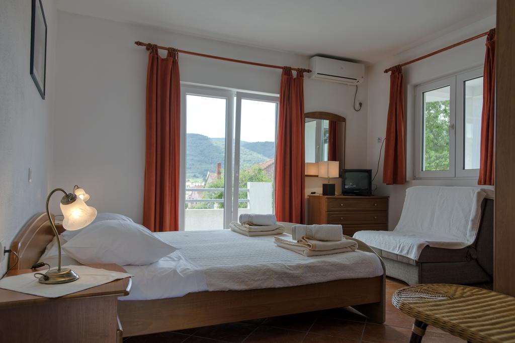 Apartments Markovic Stari Grad  Quarto foto